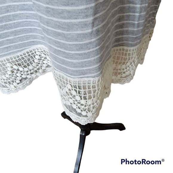 Rewind Striped Short Sleeved T-Shirt. NWT. Size XXL. - Picture 5 of 8